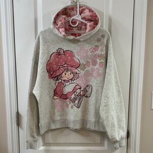 NWOT Strawberry Shortcake Hoodie Sweatshirt Large